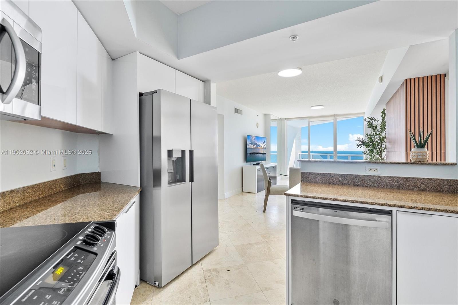 LA PERLA CONDO - Residential