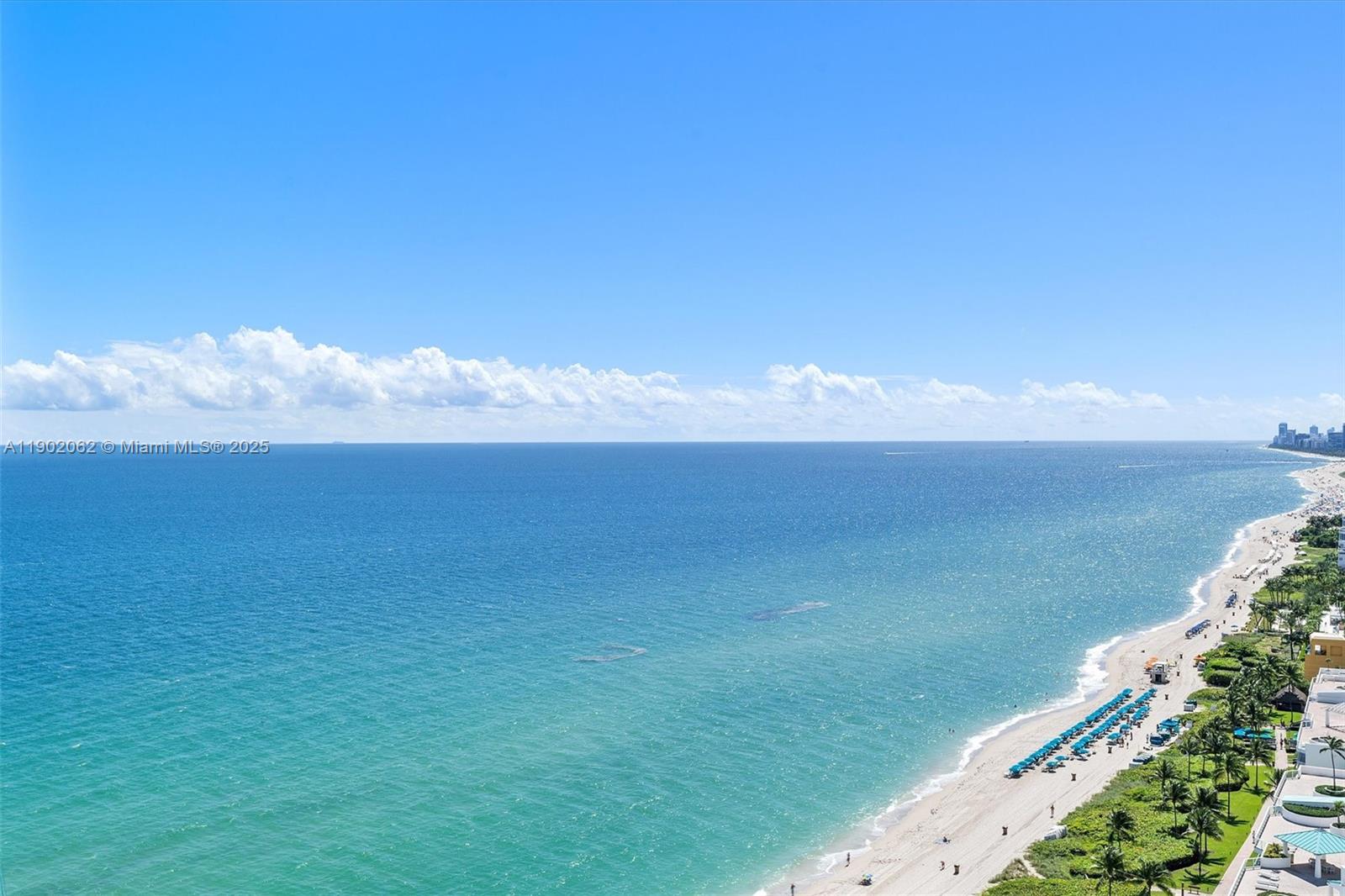 LA PERLA CONDO - Residential