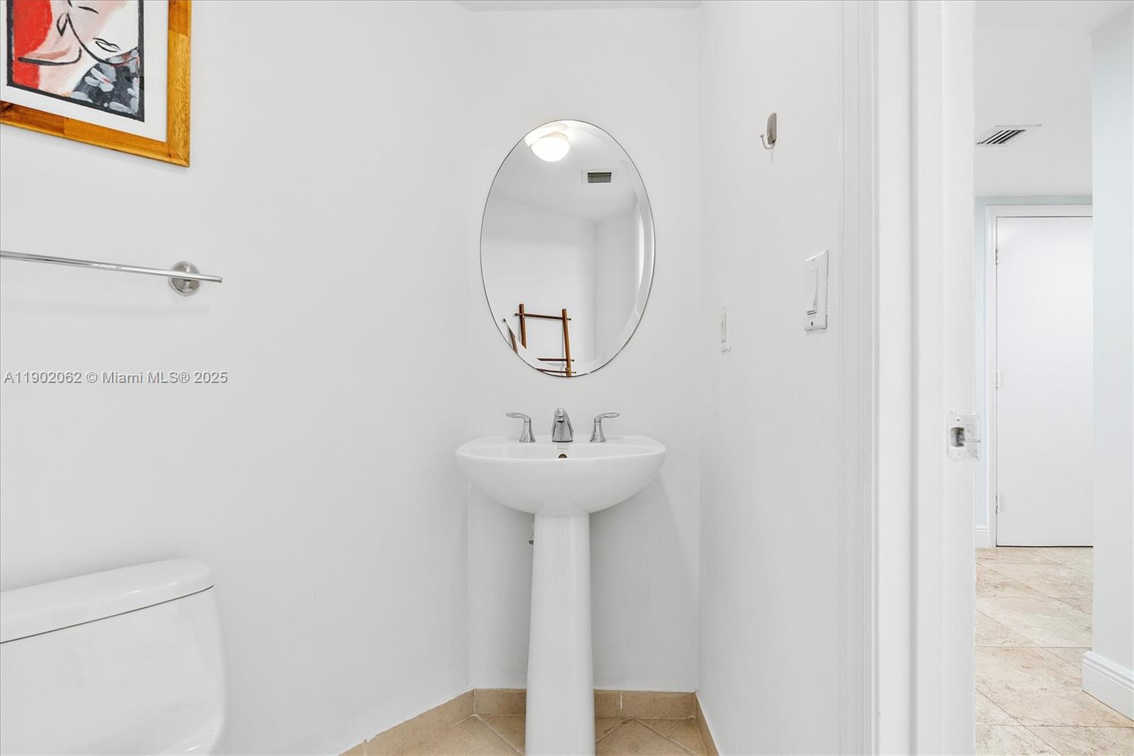 LA PERLA CONDO - Residential