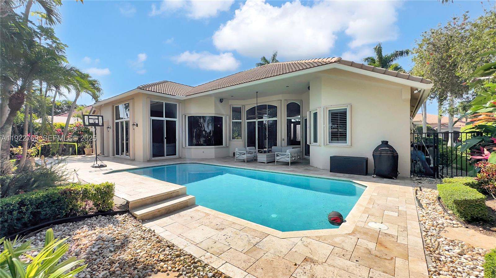 SECTOR 7 - PARCELS F G H - Residential Lease