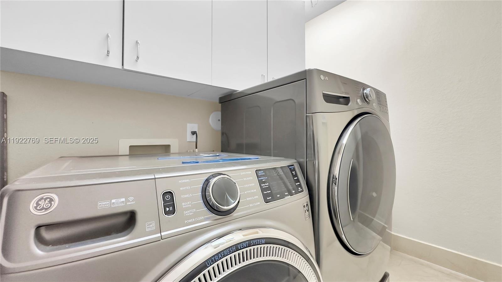 SECTOR 7 - PARCELS F G H - Residential Lease