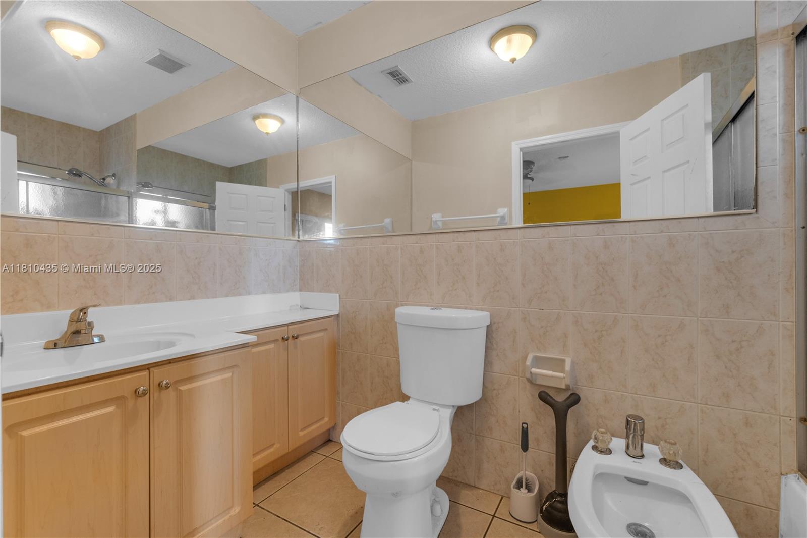 IRONS MANOR 5TH ADDN - Residential