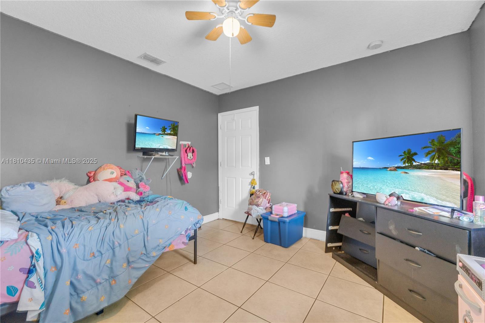 IRONS MANOR 5TH ADDN - Residential