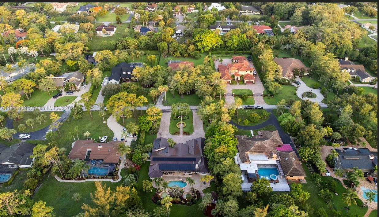 PINE TREE ESTATES - Residential