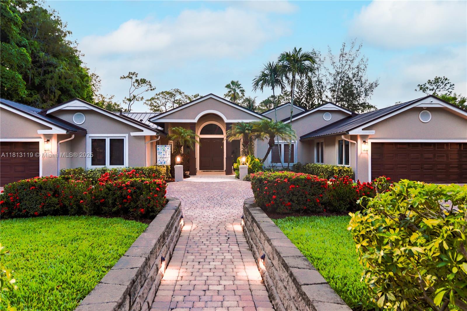 5954 NW 74th Ter
