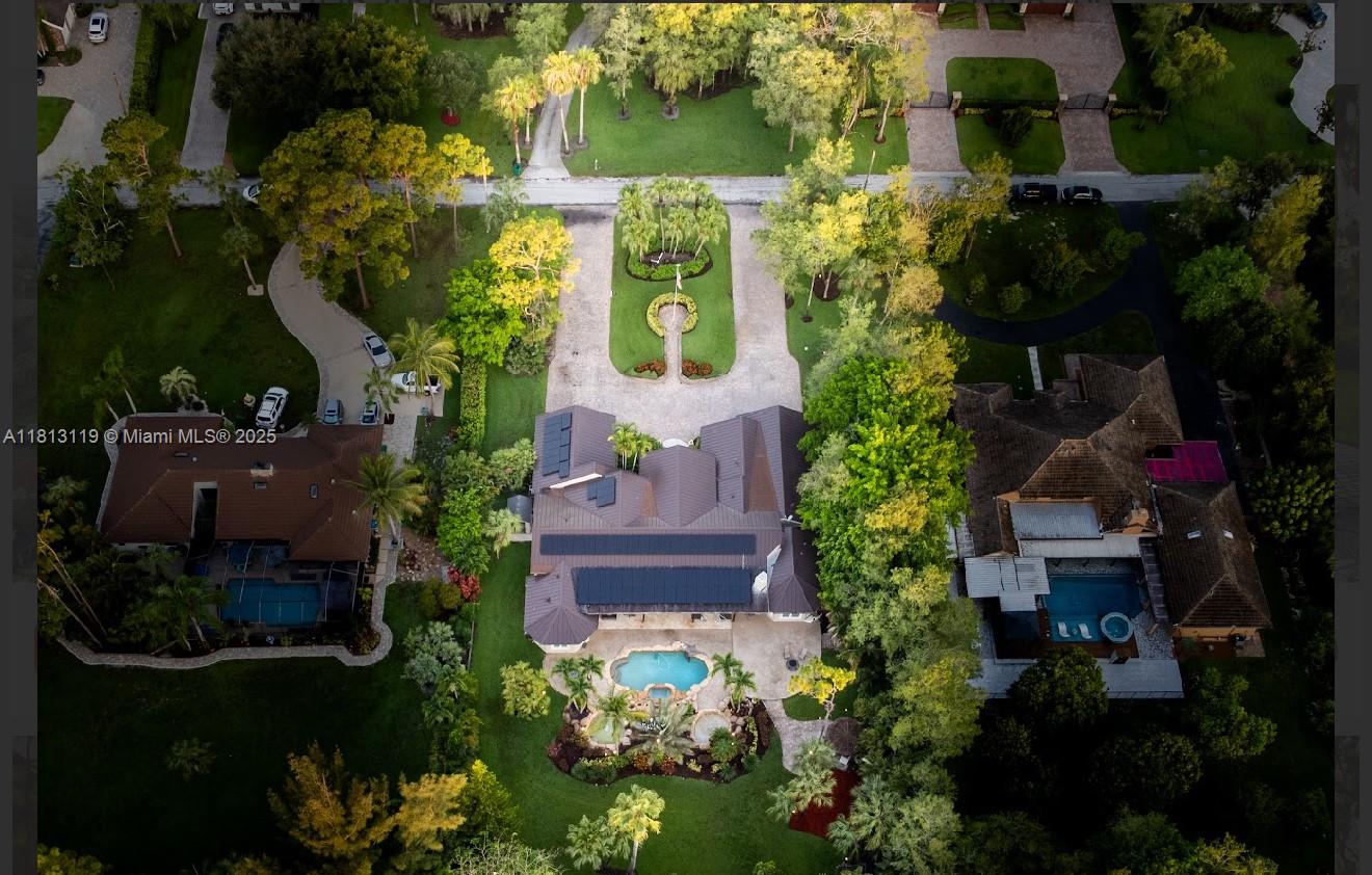 PINE TREE ESTATES - Residential