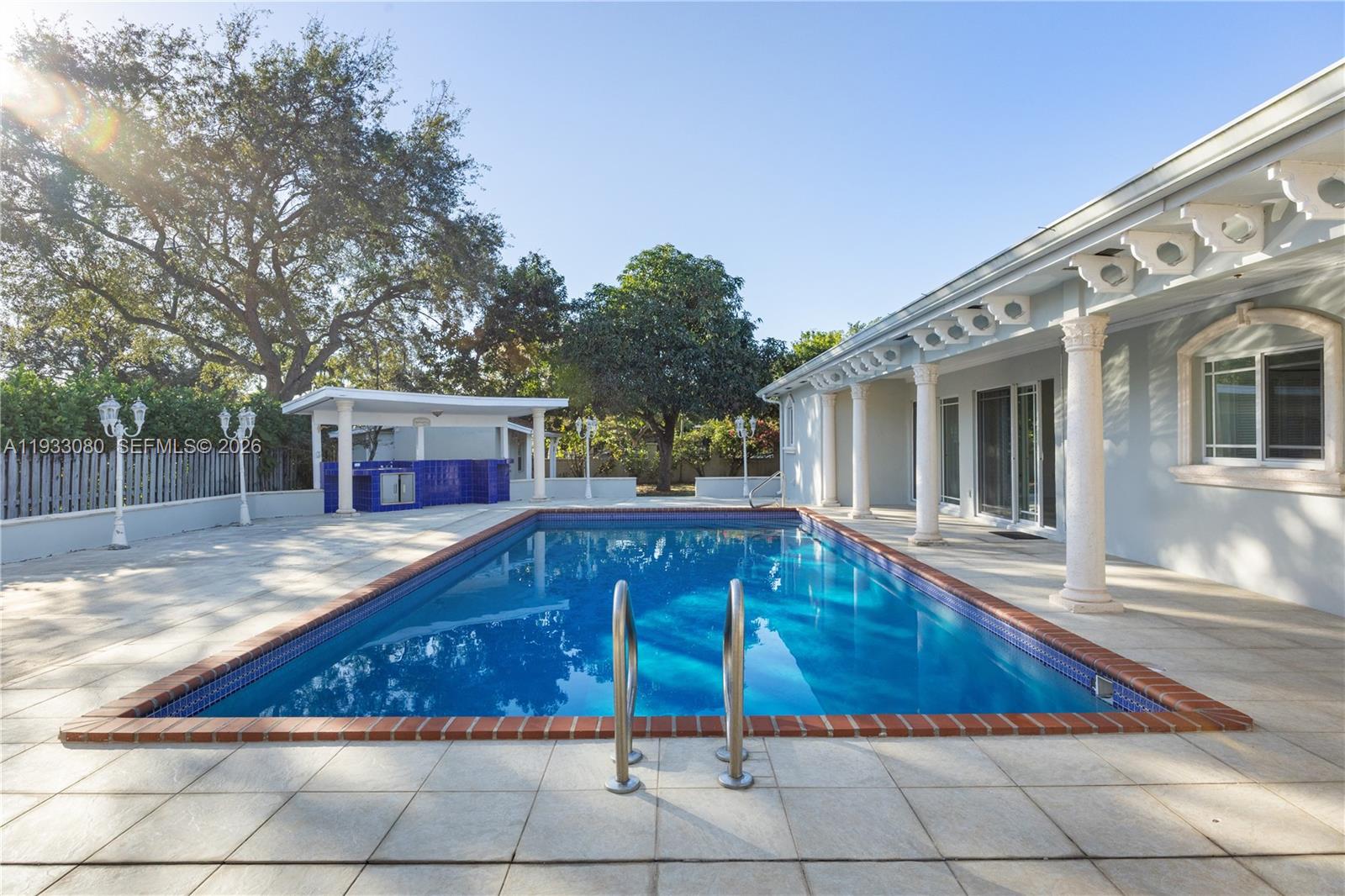 CAROLE HELMS MANOR - Residential