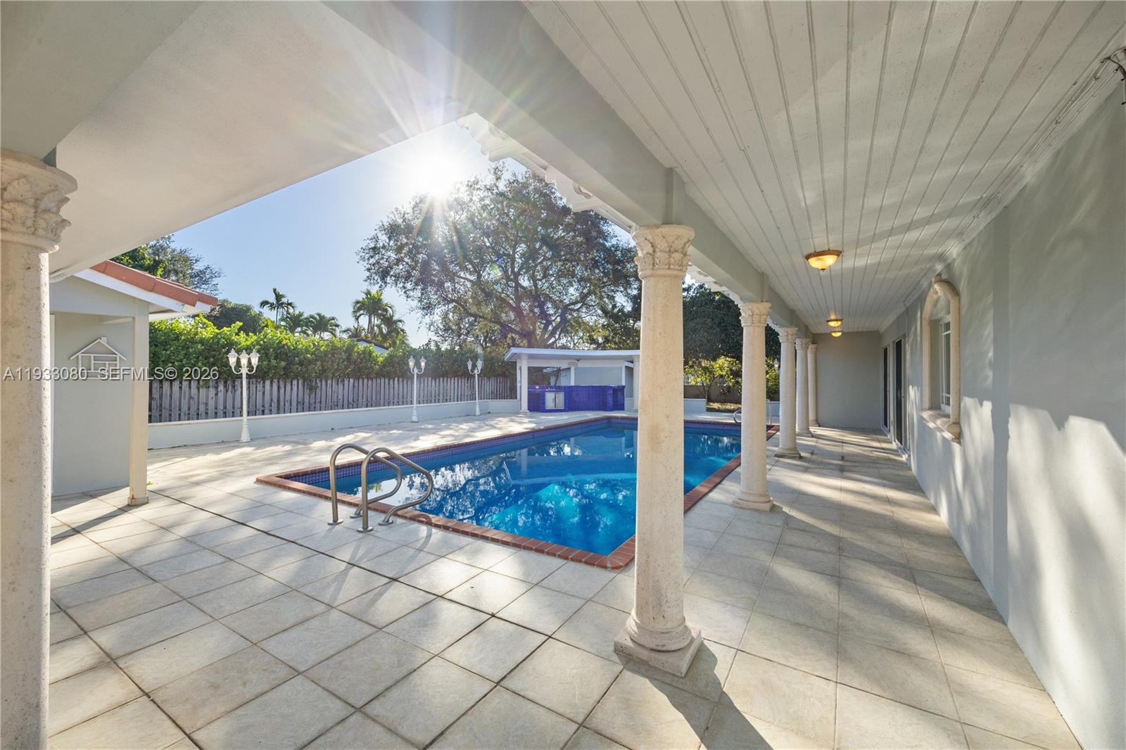 CAROLE HELMS MANOR - Residential