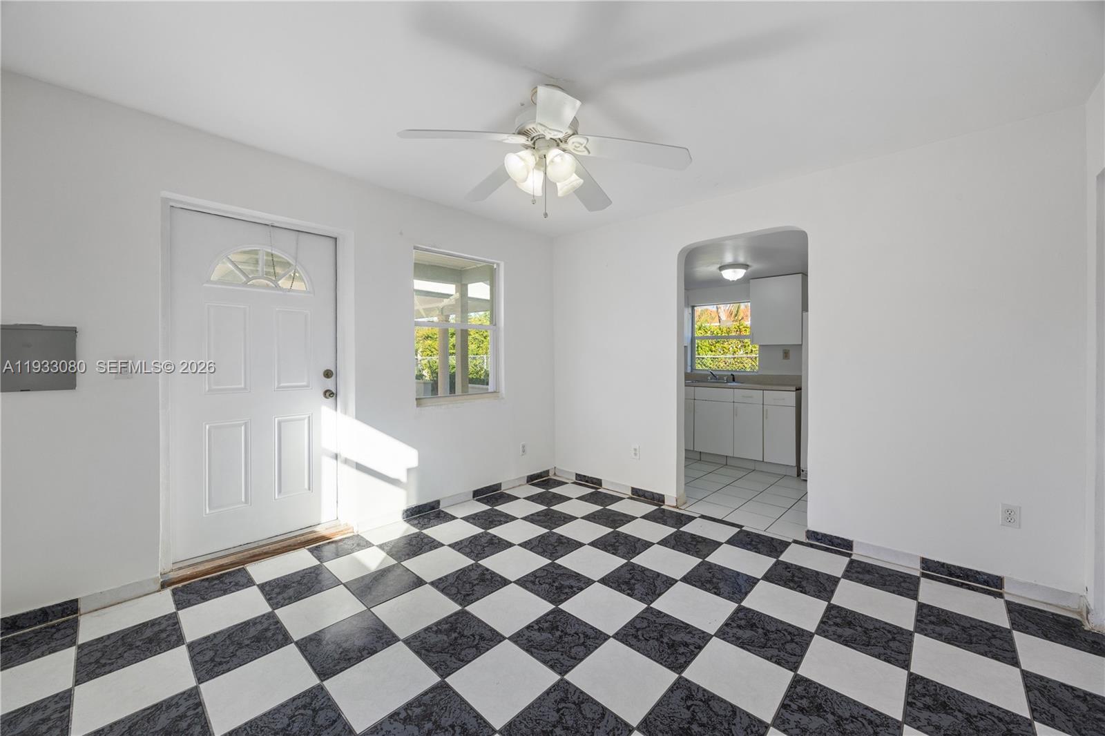 CAROLE HELMS MANOR - Residential