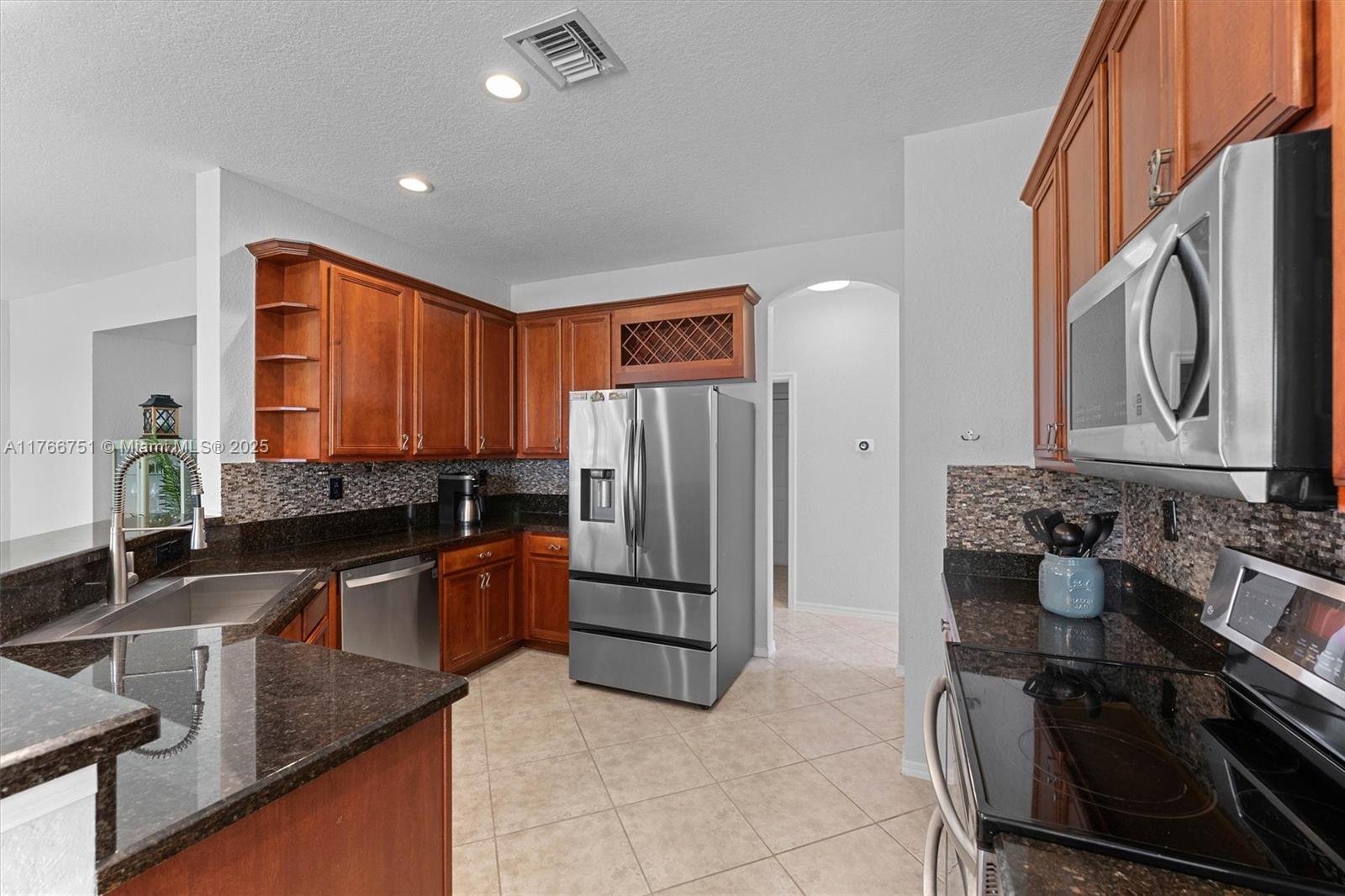 ISLES AT WESTON - Residential