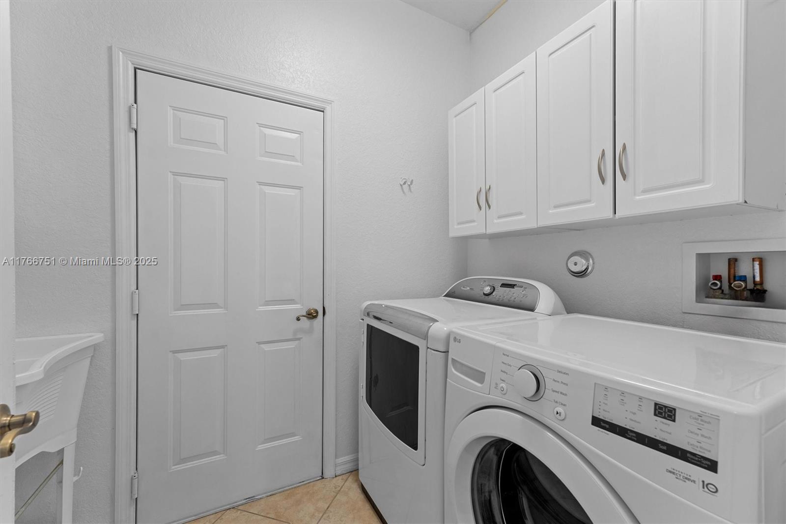 ISLES AT WESTON - Residential