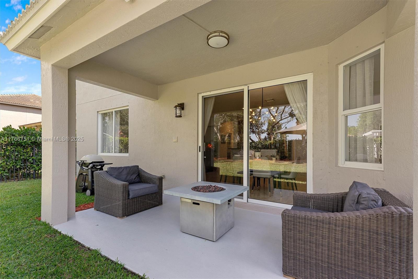 ISLES AT WESTON - Residential