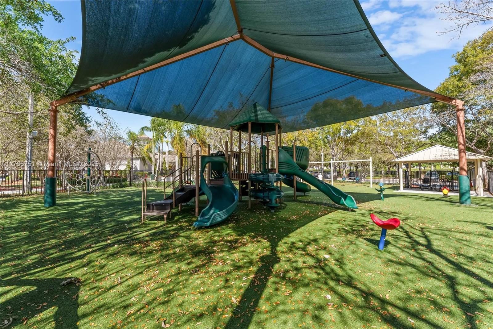 ISLES AT WESTON - Residential