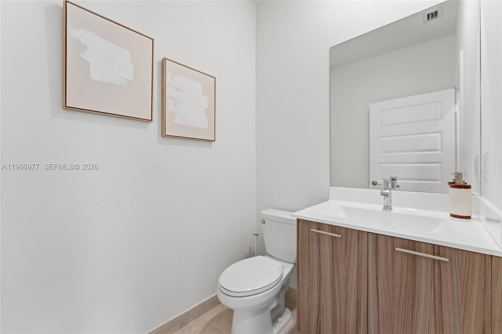 DOWNTOWN DORAL SOUTH PHAS - Residential