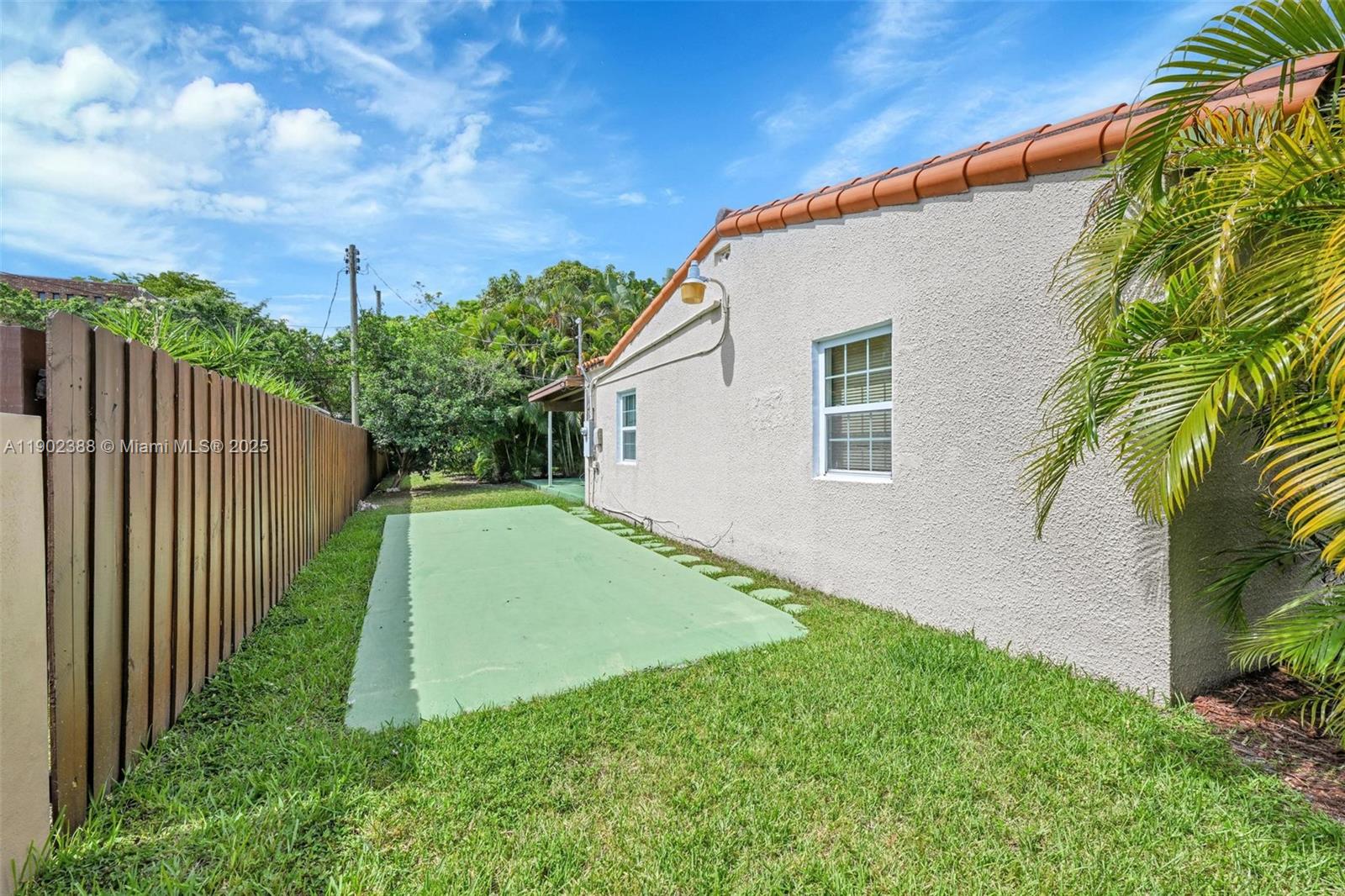 BISCAYNE SHORES UNIT NO 2 - Residential Lease