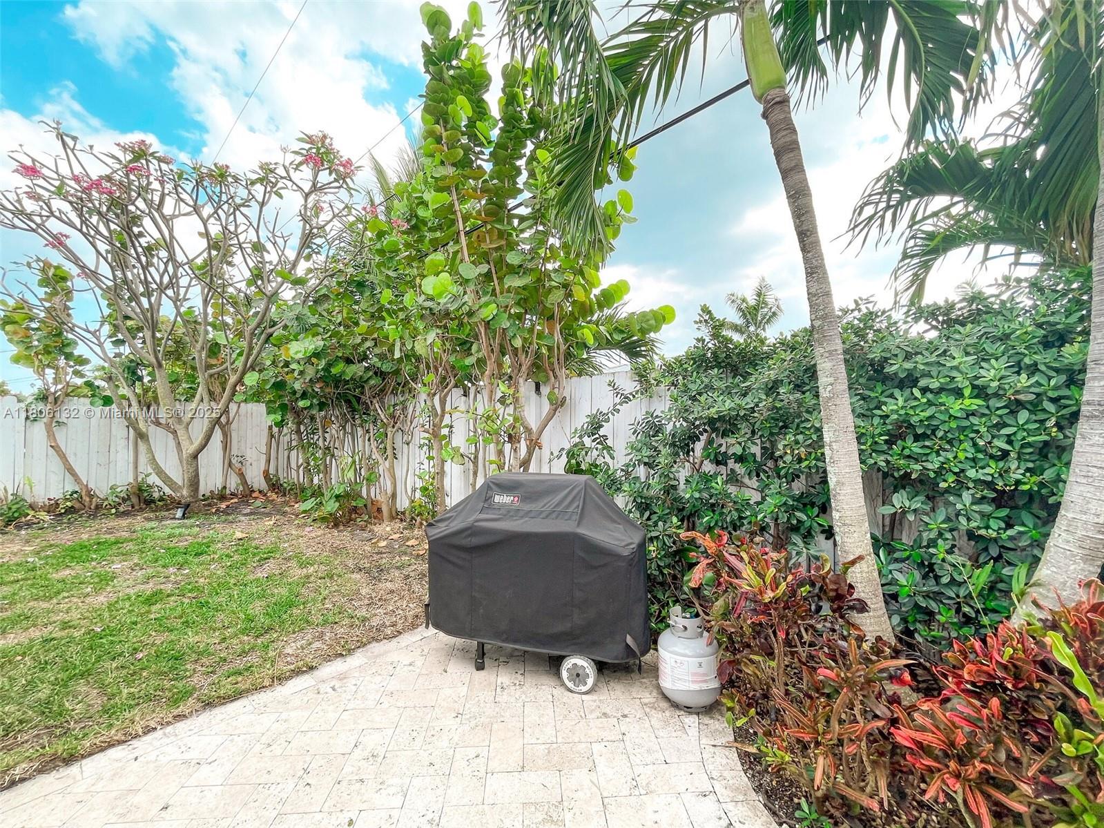 LAKE PLACID RESUB OF POR - Residential Lease