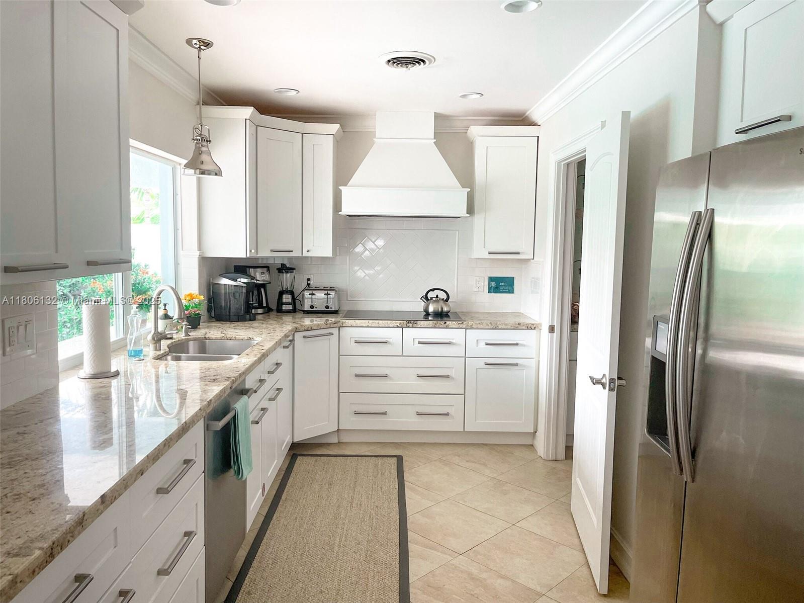 LAKE PLACID RESUB OF POR - Residential Lease