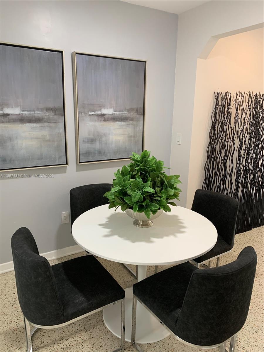 LINCOLN SUB - Residential Lease