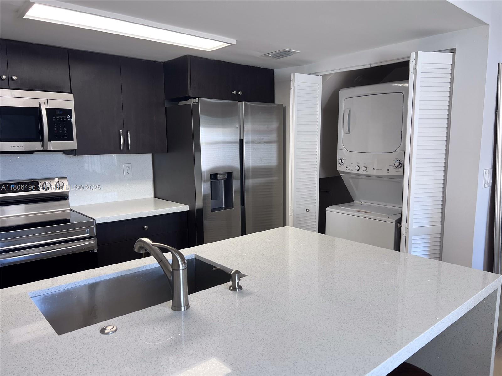 Property for Sale at 4530 Sw 68th Ct Cir 31-6, Miami, Broward County, Florida - Bedrooms: 2 
Bathrooms: 3  - $449,000