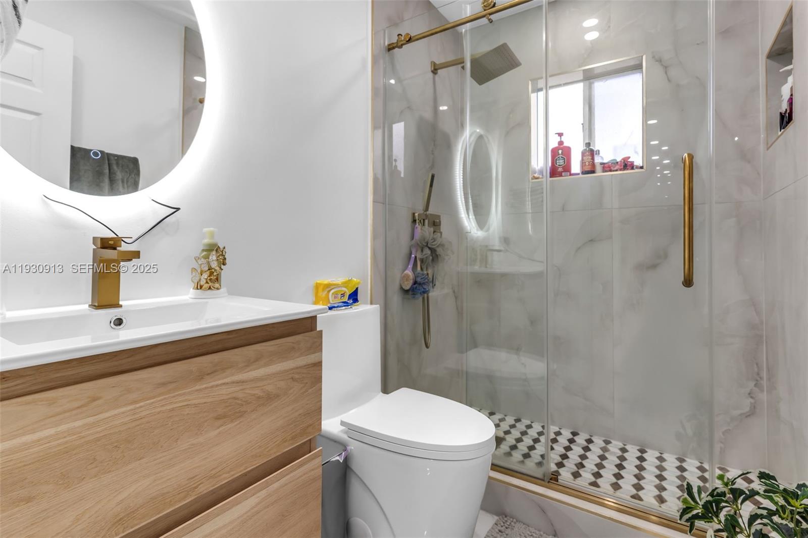 OAK PARK SEC 7 - Residential Lease