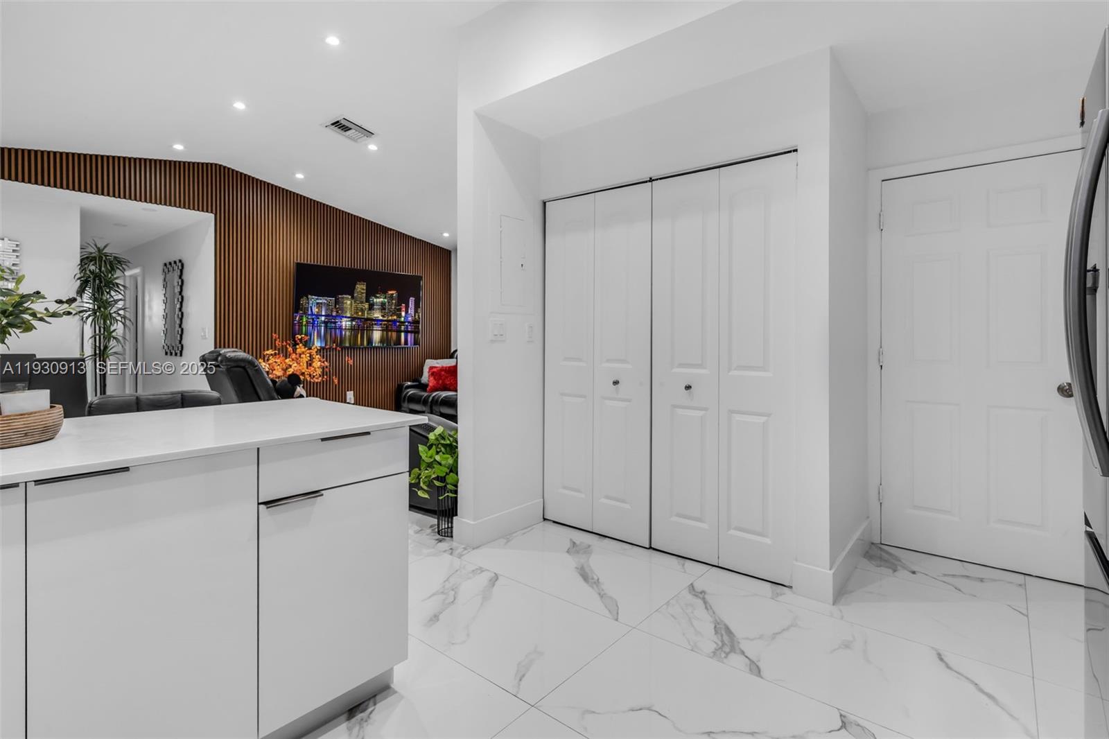 OAK PARK SEC 7 - Residential Lease