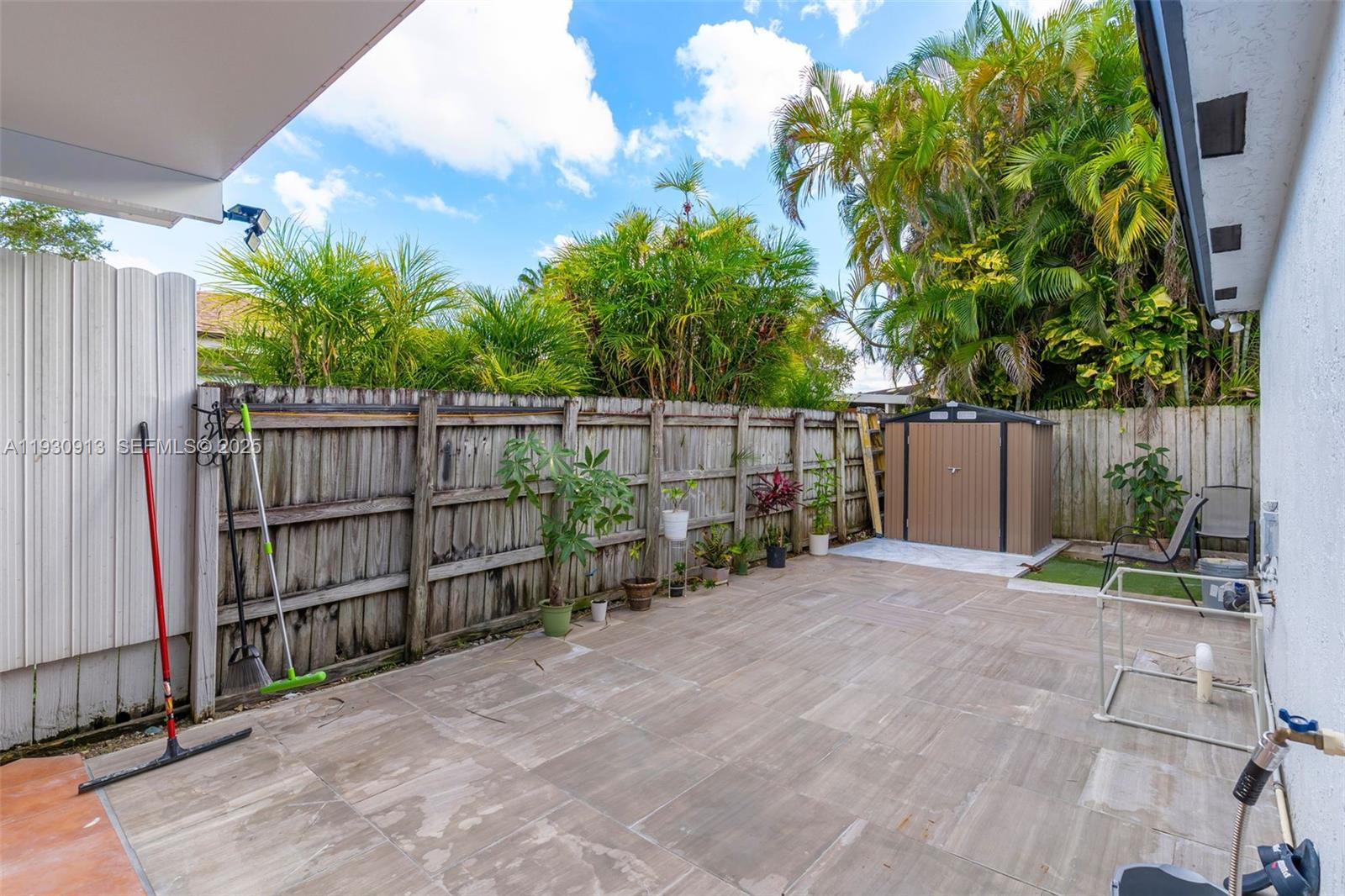 OAK PARK SEC 7 - Residential Lease