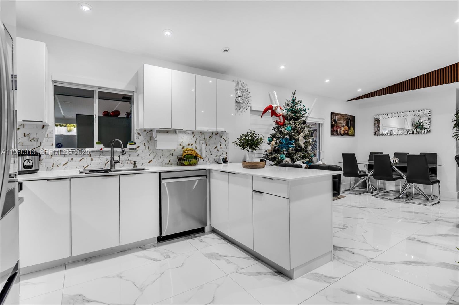 OAK PARK SEC 7 - Residential Lease