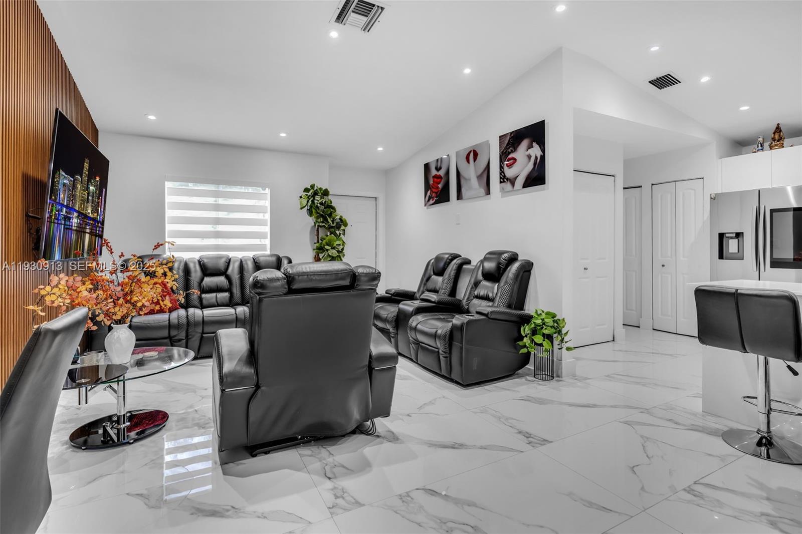 OAK PARK SEC 7 - Residential Lease