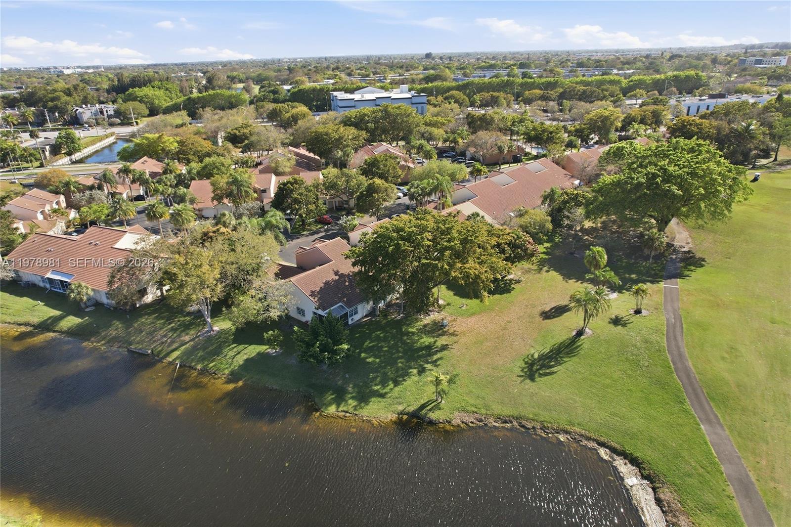 WOODMONT - Residential