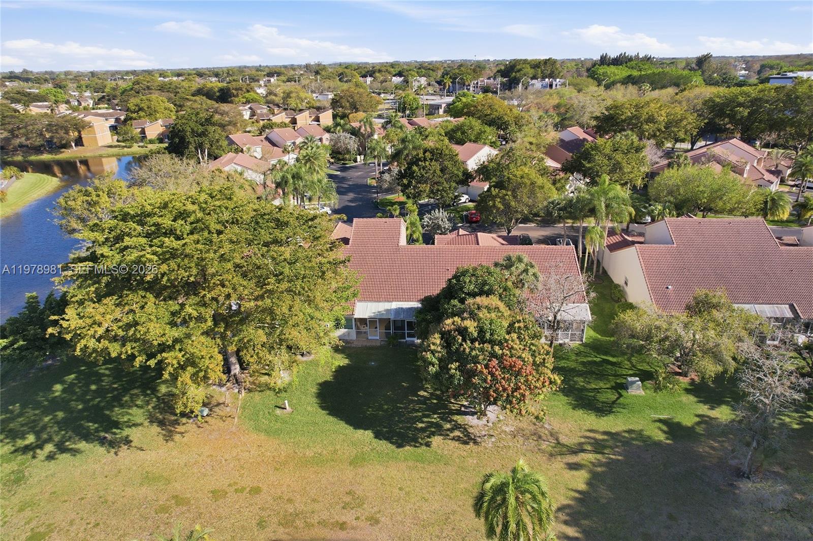 WOODMONT - Residential