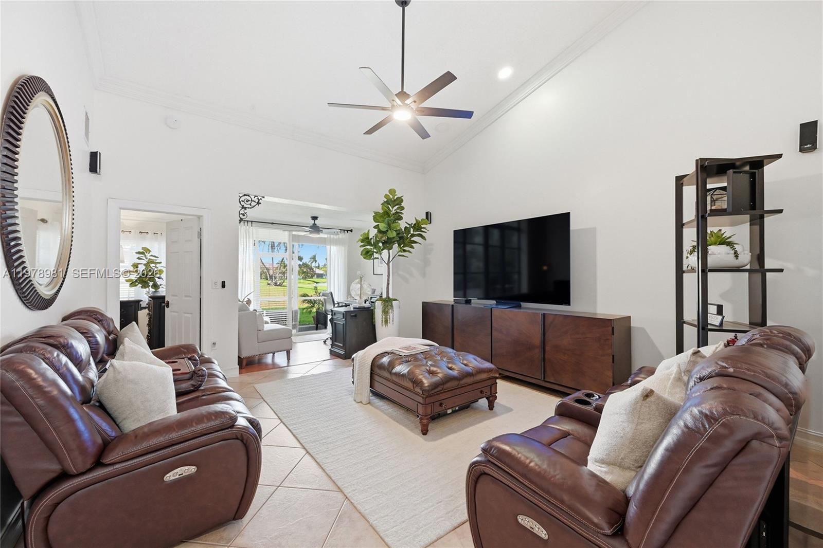 WOODMONT - Residential