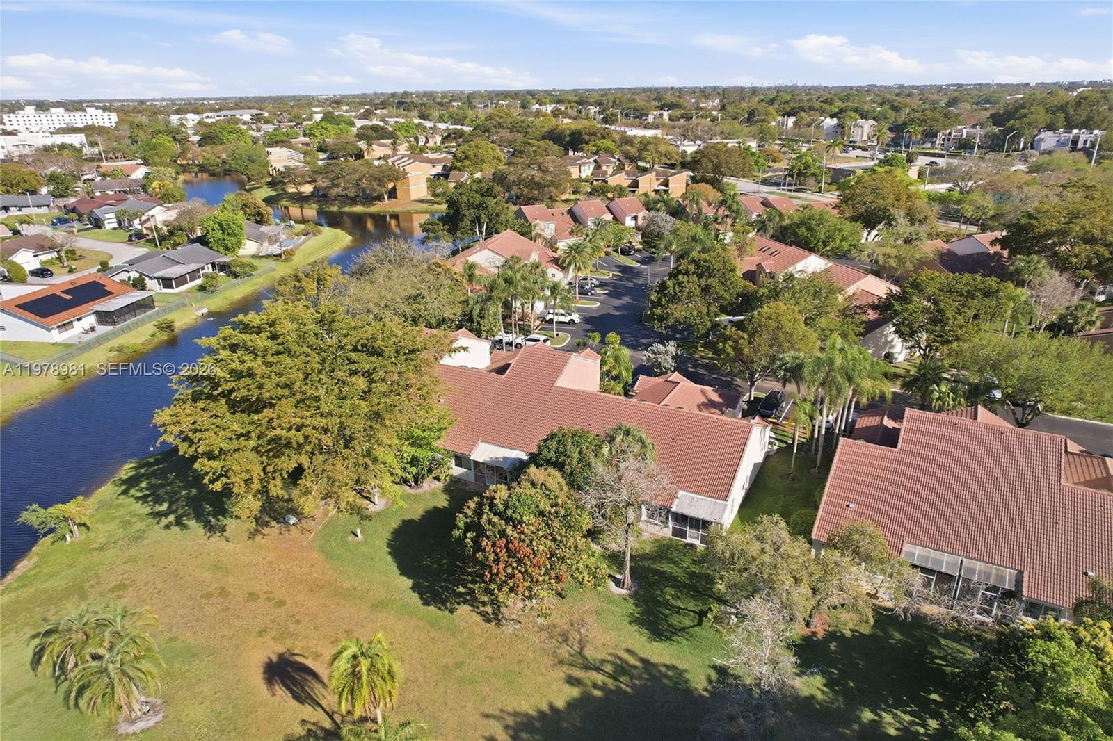 WOODMONT - Residential