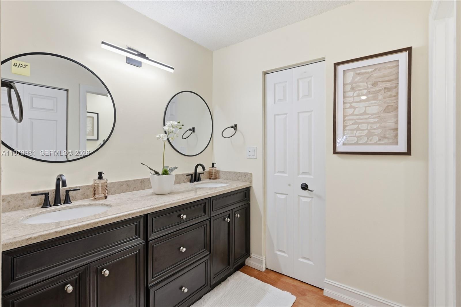 WOODMONT - Residential