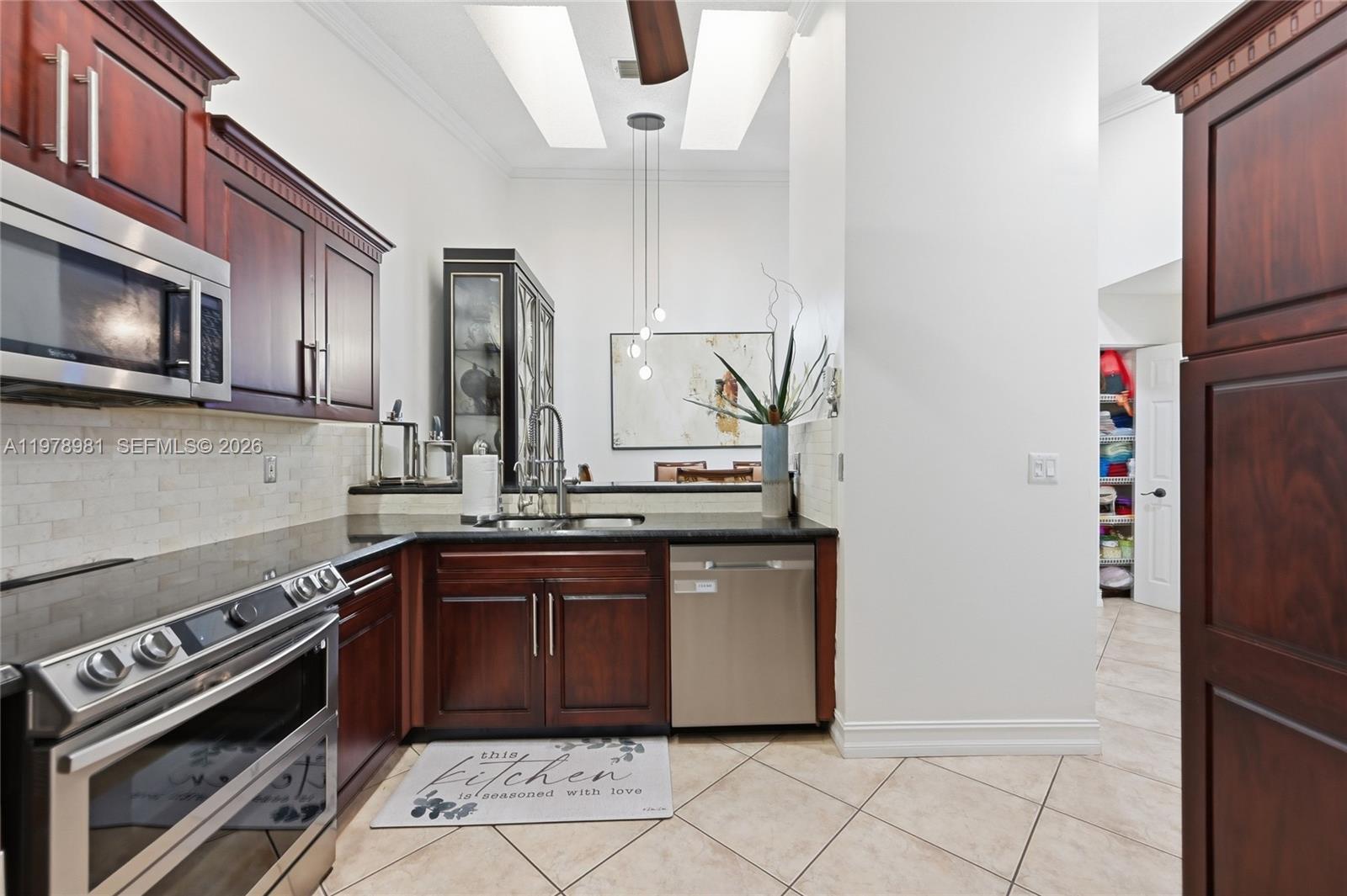 WOODMONT - Residential