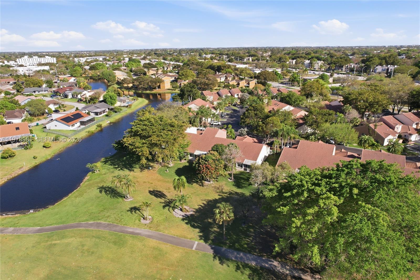 WOODMONT - Residential