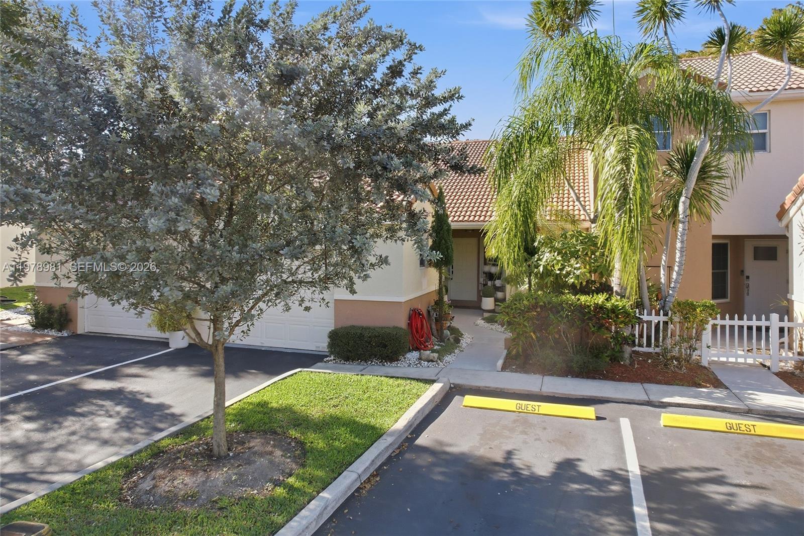 WOODMONT - Residential