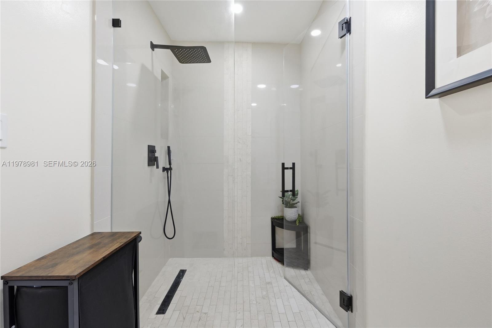 WOODMONT - Residential