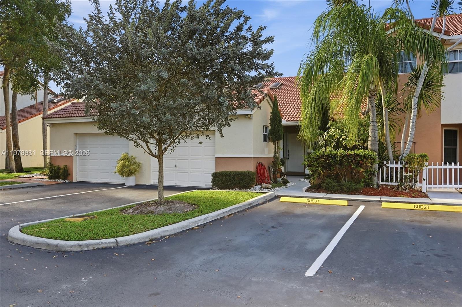 WOODMONT - Residential