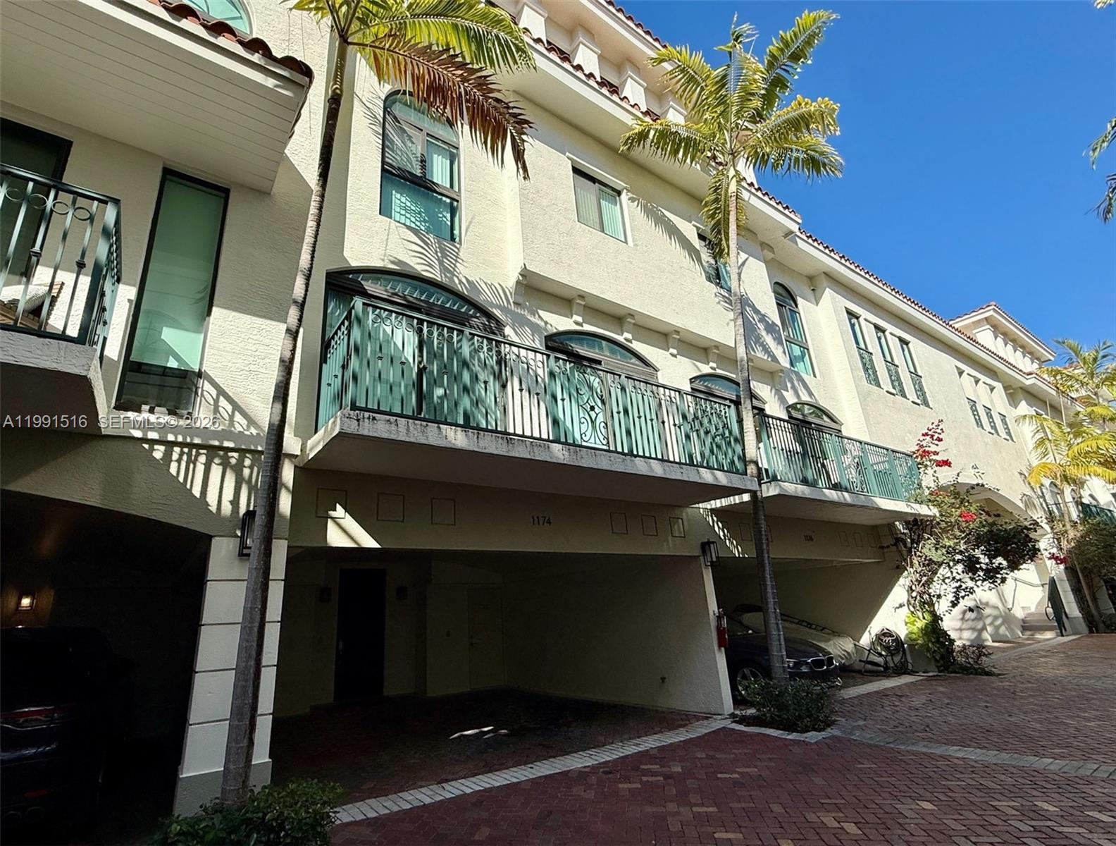 THE VILLAS AT BAY HARBOR - Residential