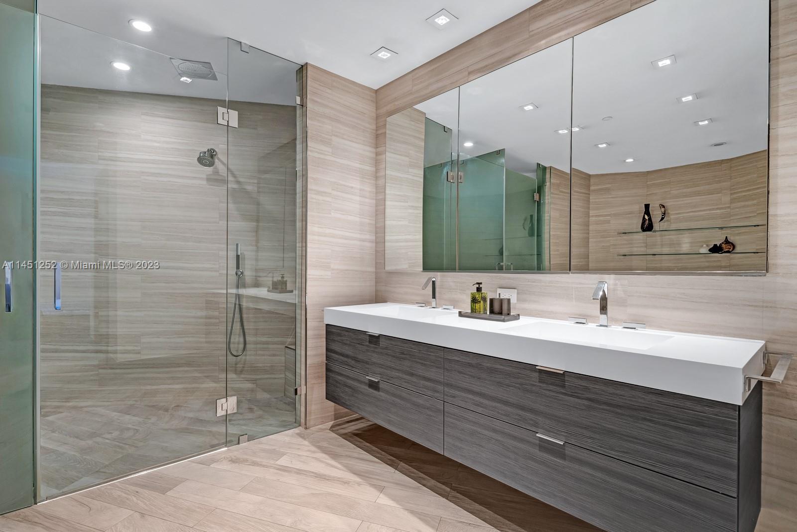 PORTOFINO TOWER CONDO - Residential