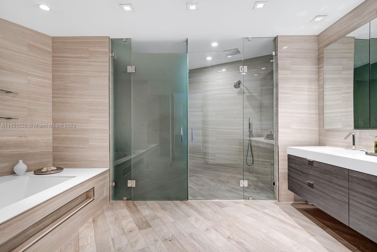 PORTOFINO TOWER CONDO - Residential