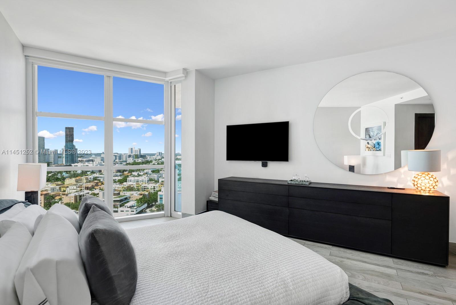 PORTOFINO TOWER CONDO - Residential