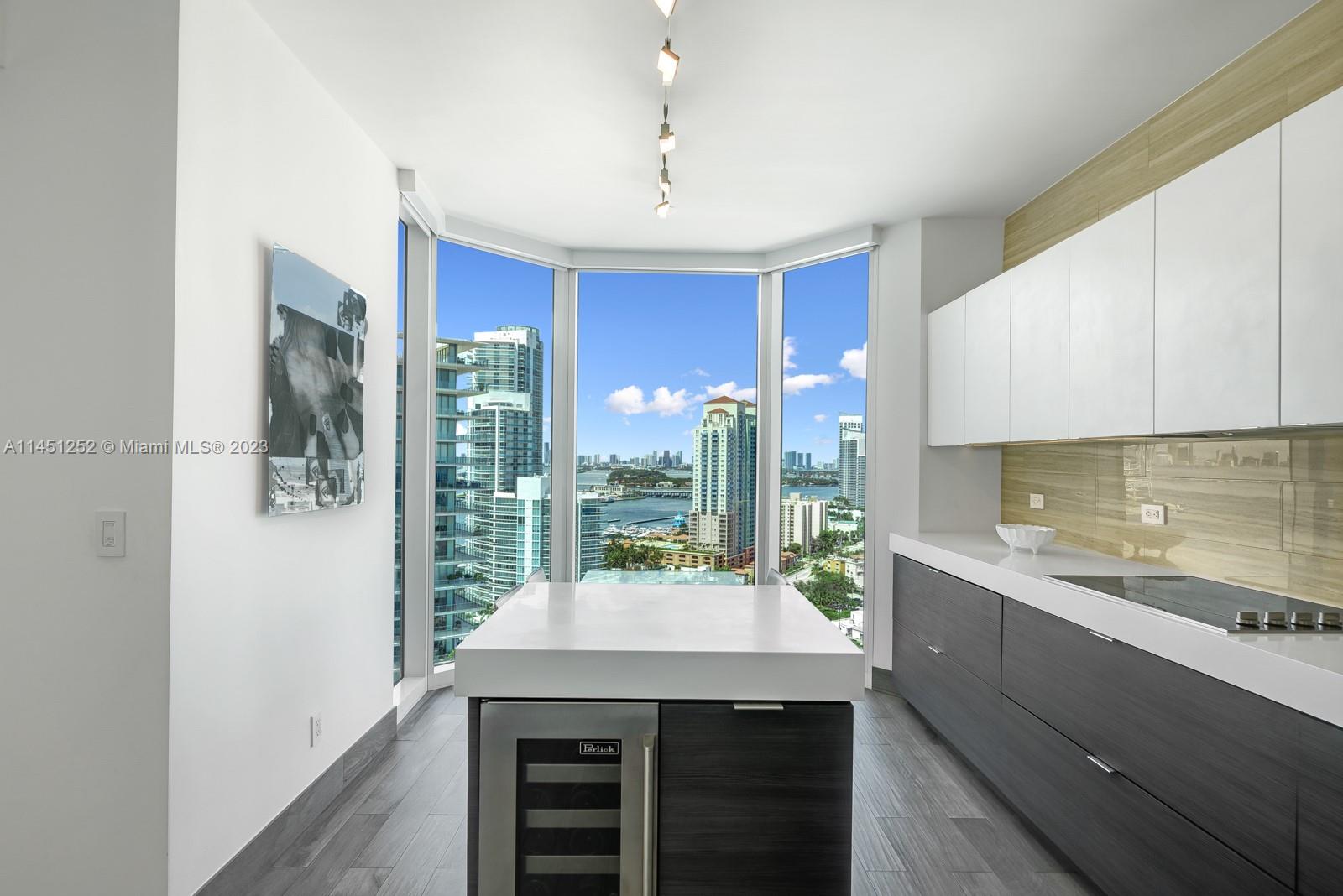 PORTOFINO TOWER CONDO - Residential