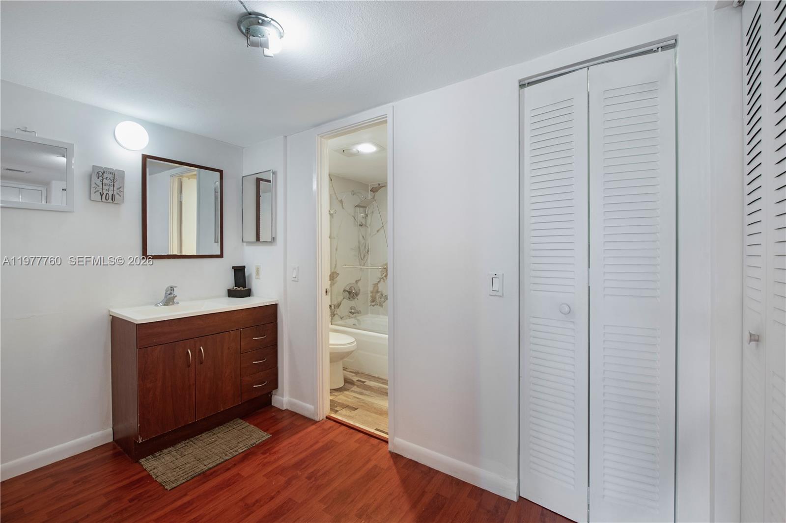 FLAMENCO CONDO TOWER I - Residential