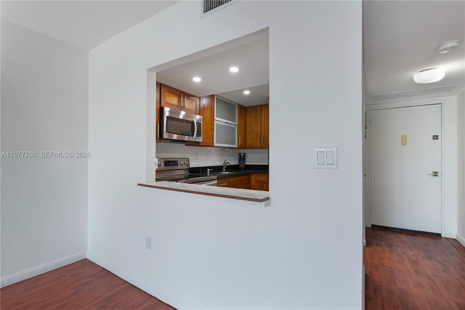 FLAMENCO CONDO TOWER I - Residential