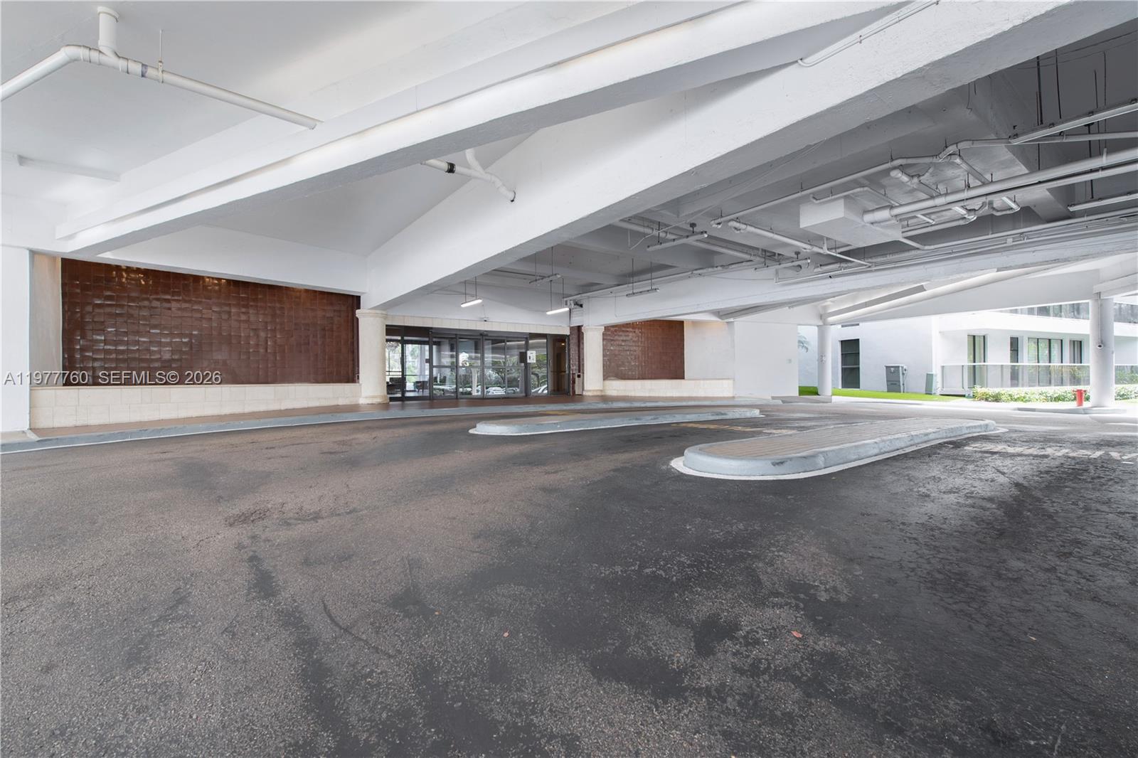 FLAMENCO CONDO TOWER I - Residential