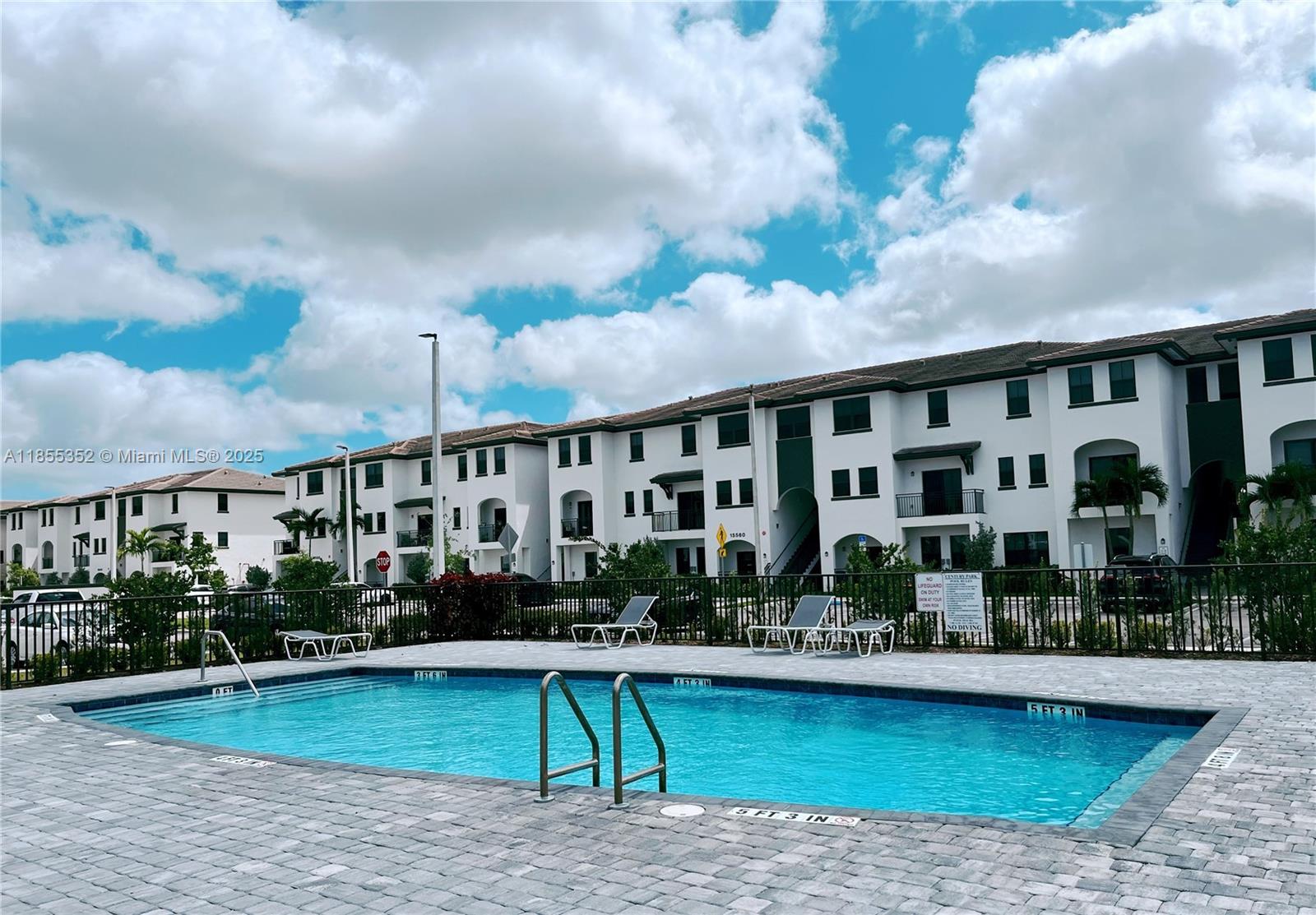 CENTURY PARK SOUTH - Residential Lease