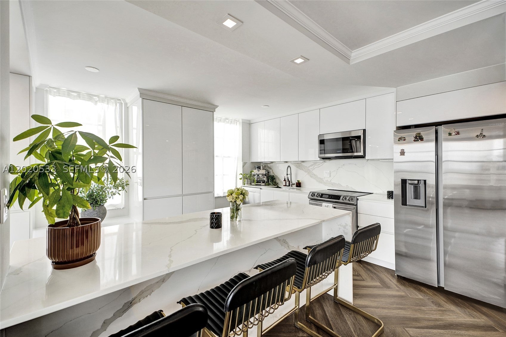 230 174th St 2112
