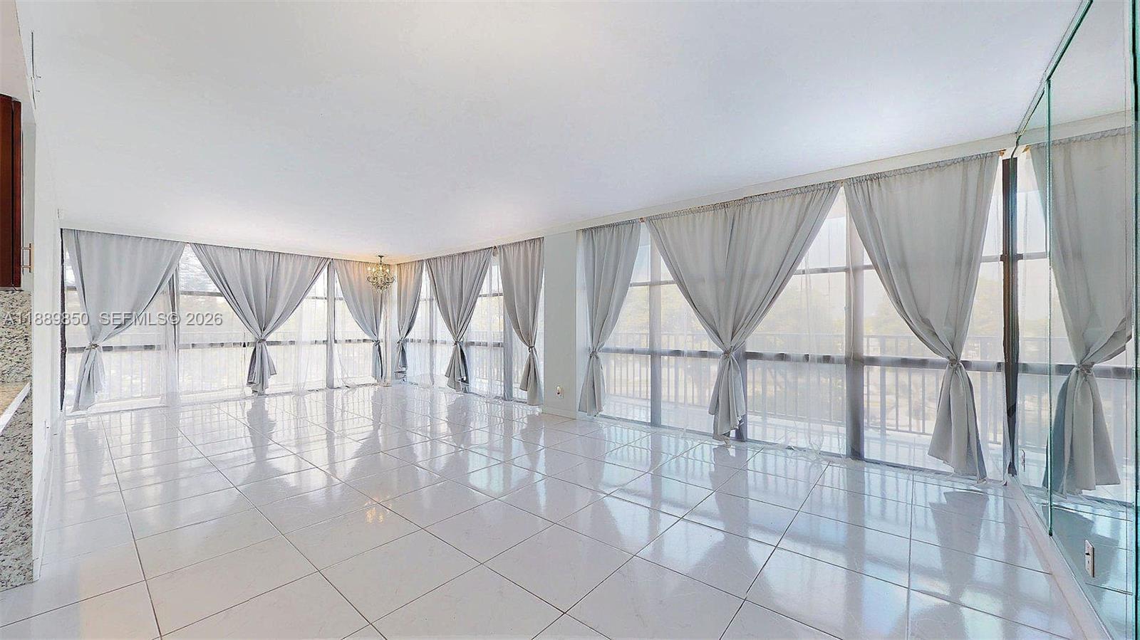 1000 Parkview Dr 431