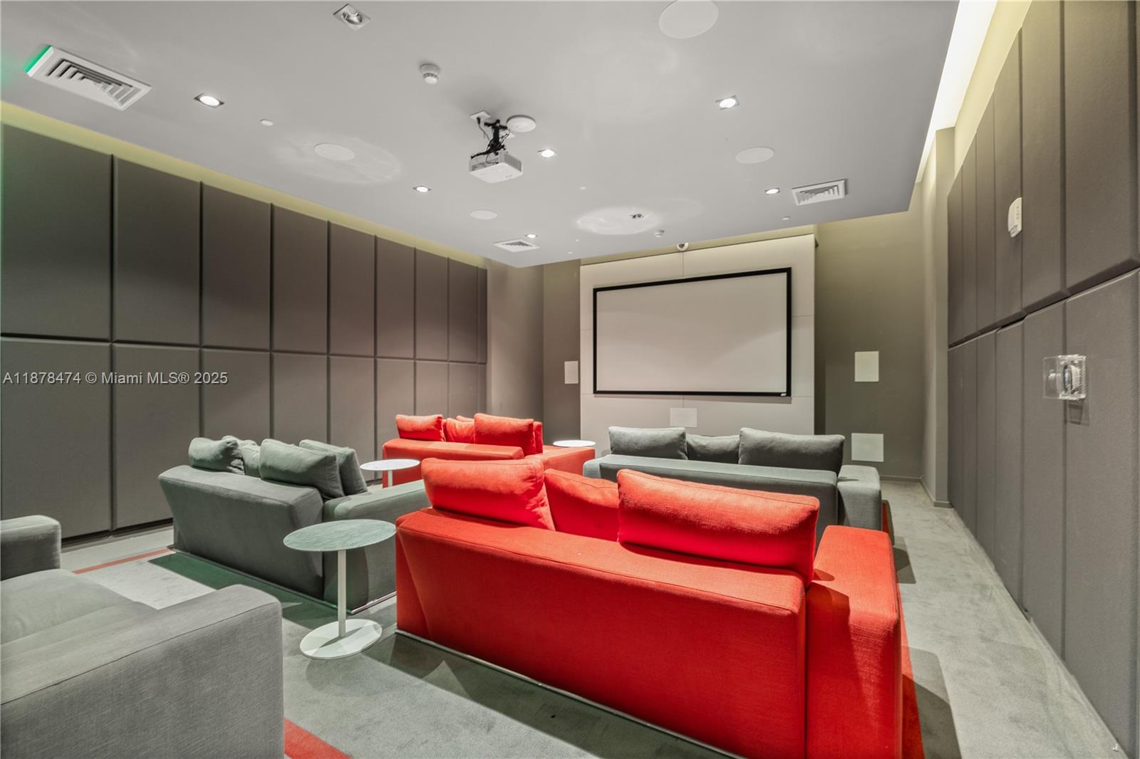 1100 MILLECENTO RESIDENCE - Residential